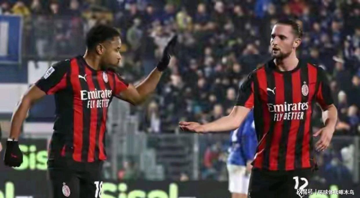 欧博官网-红黑军团逆转奏凯：拉比奥传射建功 AC米兰客场3-1力擒科莫