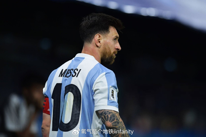 拉基蒂奇：梅西是GOAT！热爱足球就会爱梅西！他改变大众足球认知！|莱昂内尔·梅西|伊万·拉基蒂奇|阿根廷|克罗地亚|克罗地亚足球_新浪体育_新浪新闻